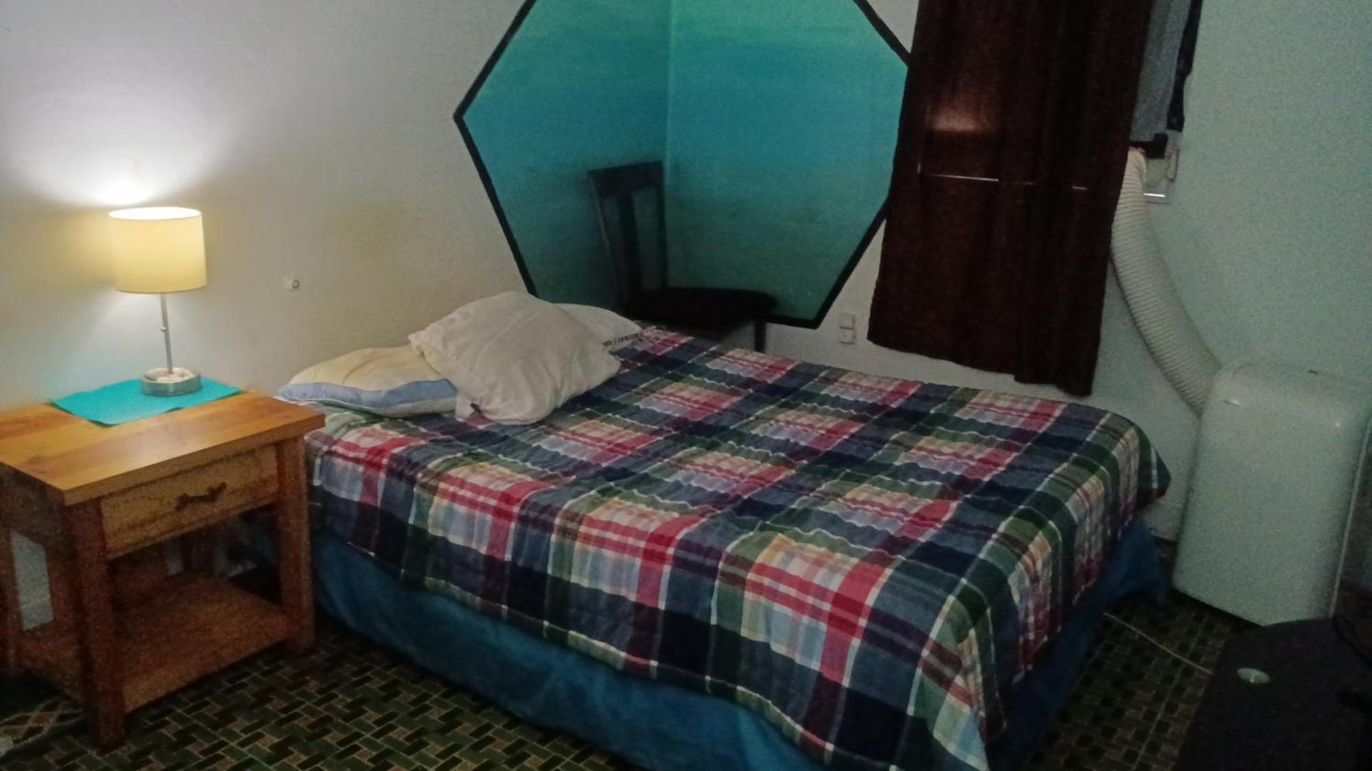 Medusa'S Hostel Aguadilla Esterno foto